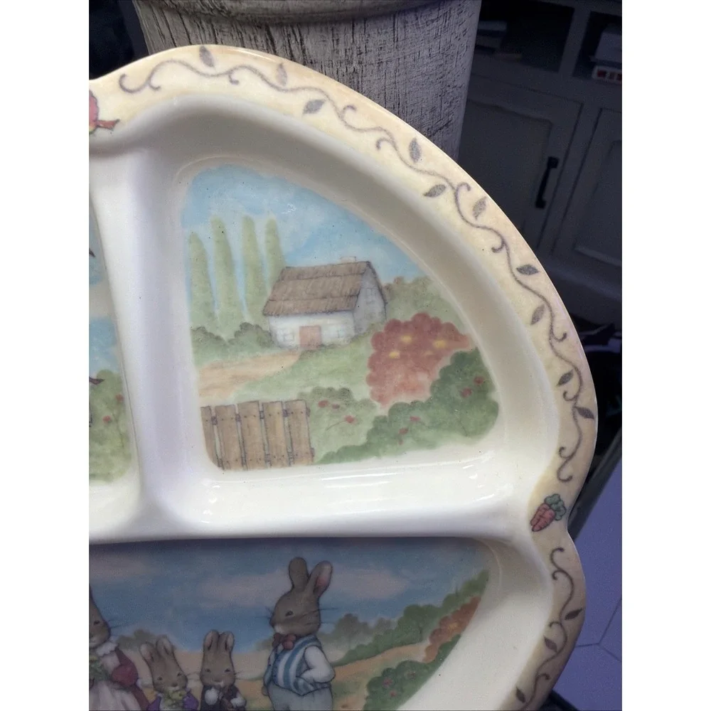 Peco Divided Plate Kids Cream Bunny Family Melamine Good Scalloped 01673 Vintage